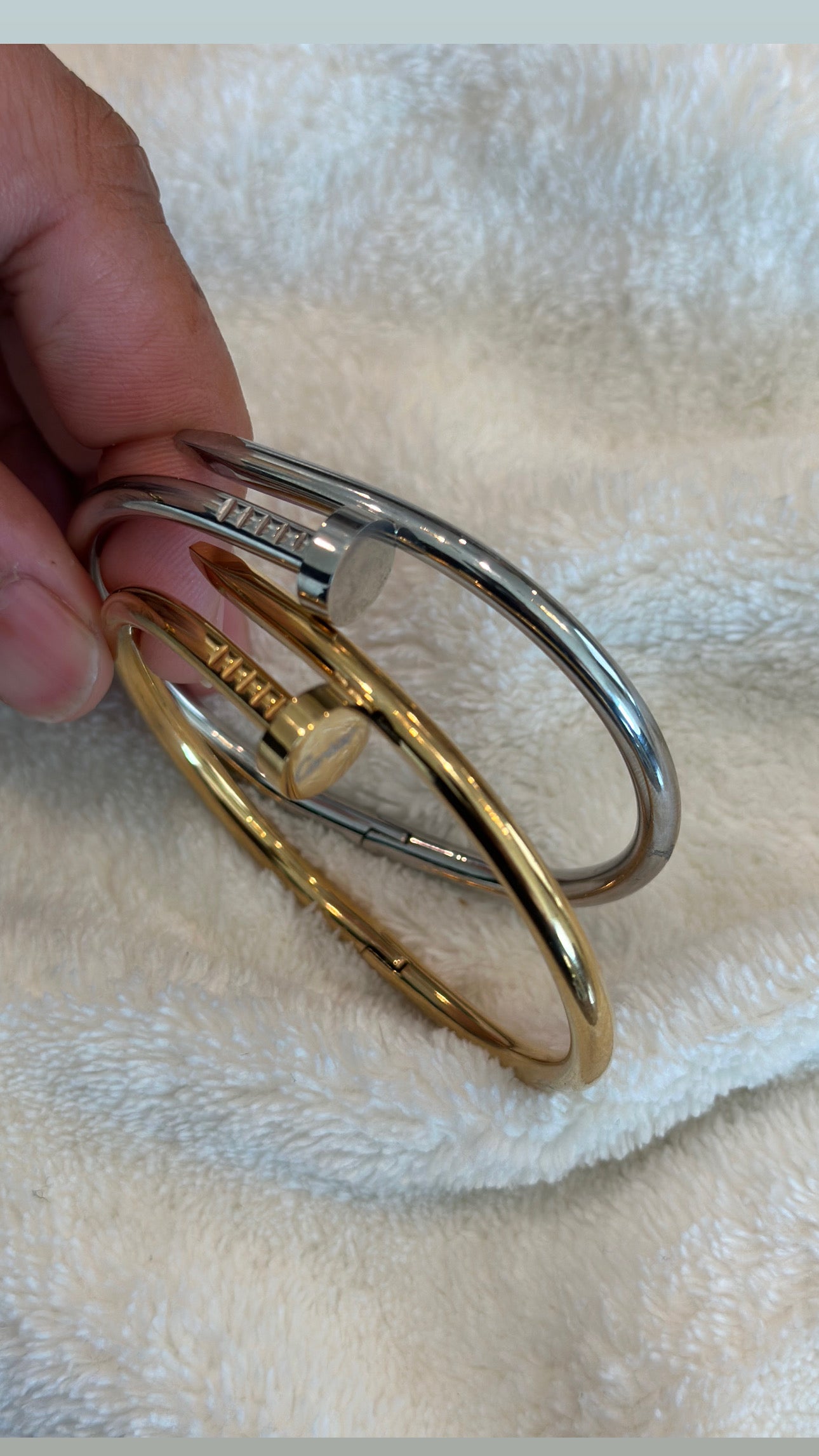 Nail bracelet
