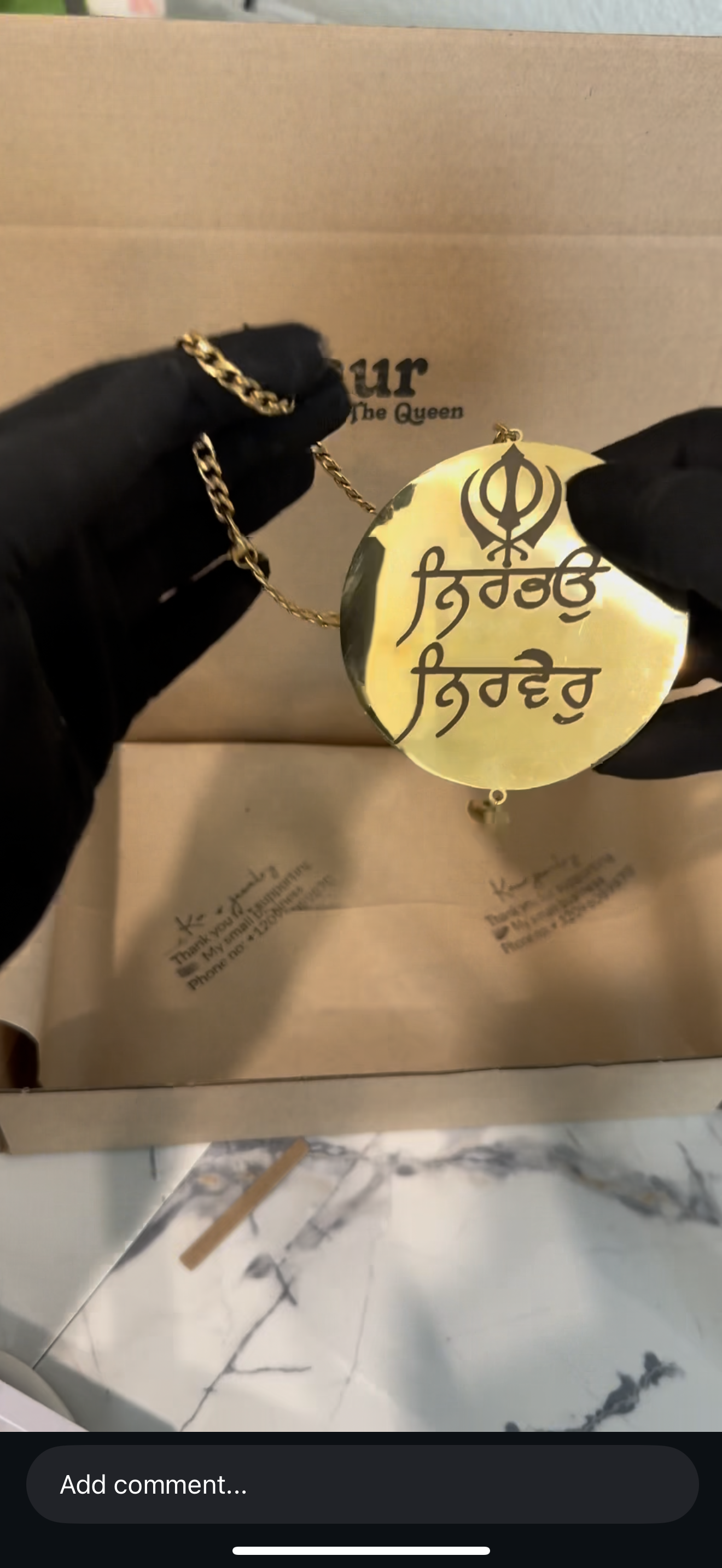 Car hanging baba deep Singh g