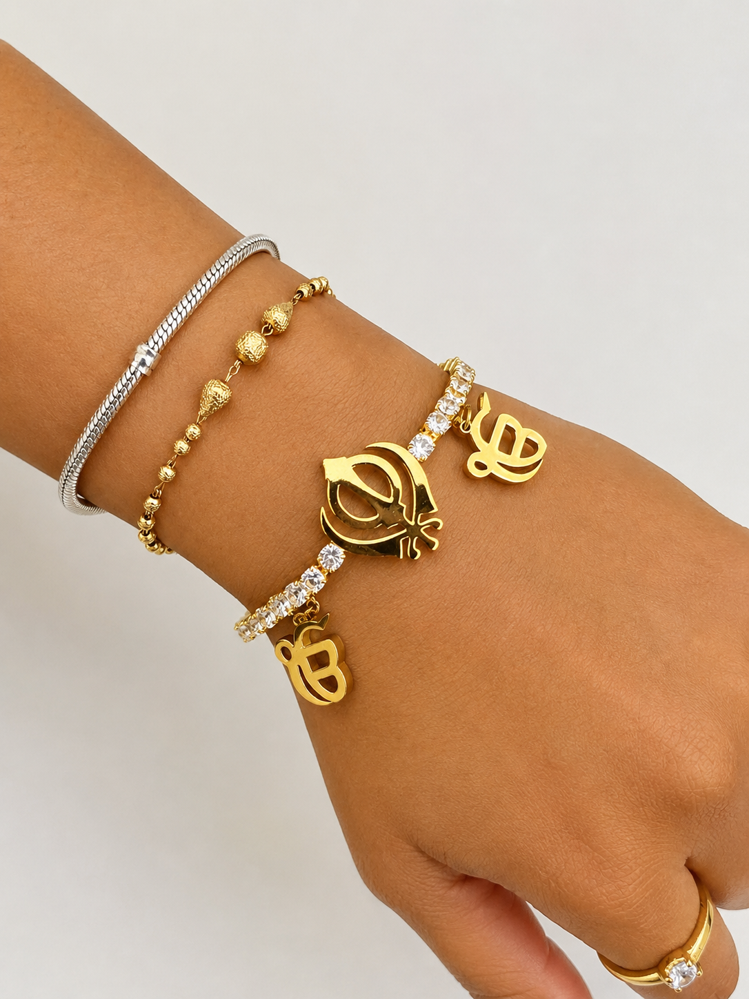 Nihal Name Bracelet –