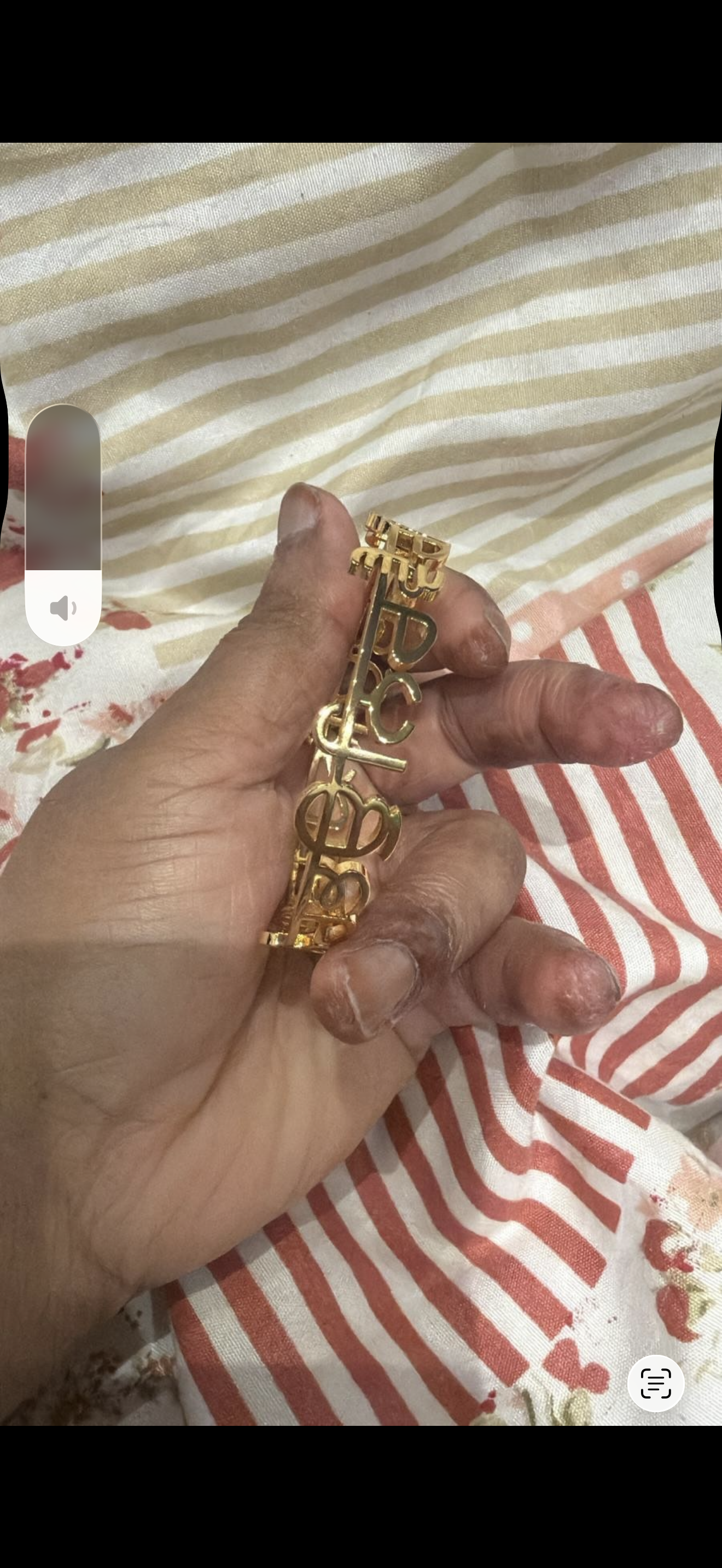 Post bangle