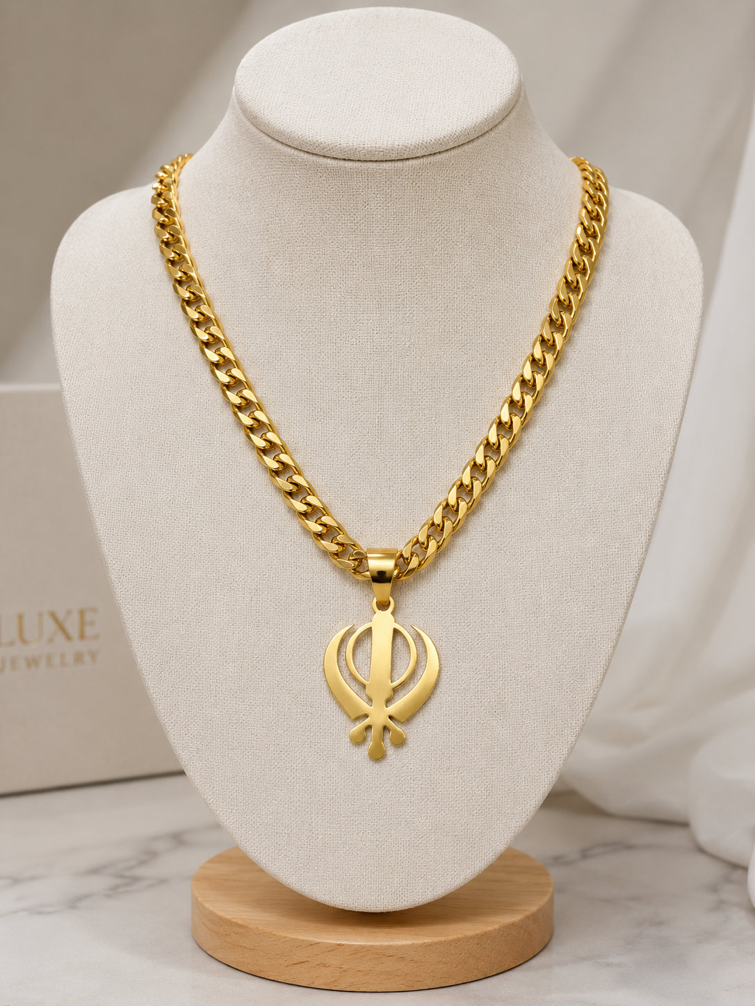 Khanda with heavy chain