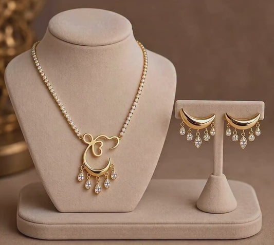 Ikonkar moon diamonds